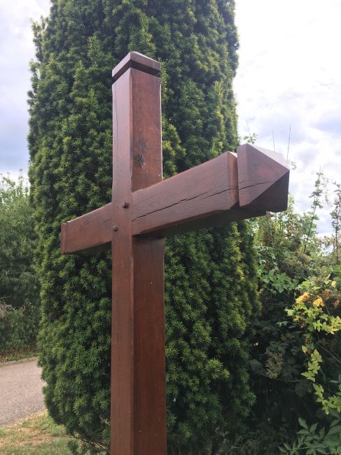 Croix de chemin à  Vaux le Moncelot